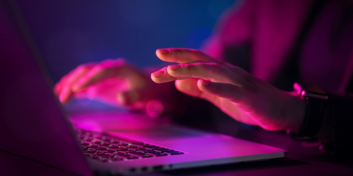 computer-and-hands-close-up-2023-11-27-05-36-53-utc-min.jpg