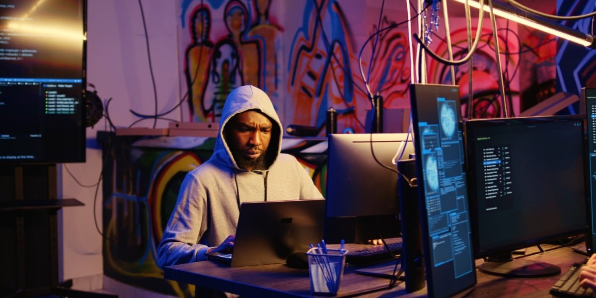 hackers-deploy-malware-on-computers-2023-12-08-21-24-18-utc-min.jpg